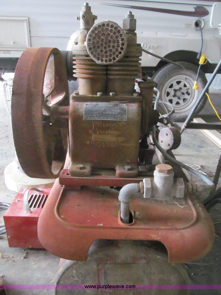 image for item G9485 Assorted tools and kerosene heaters