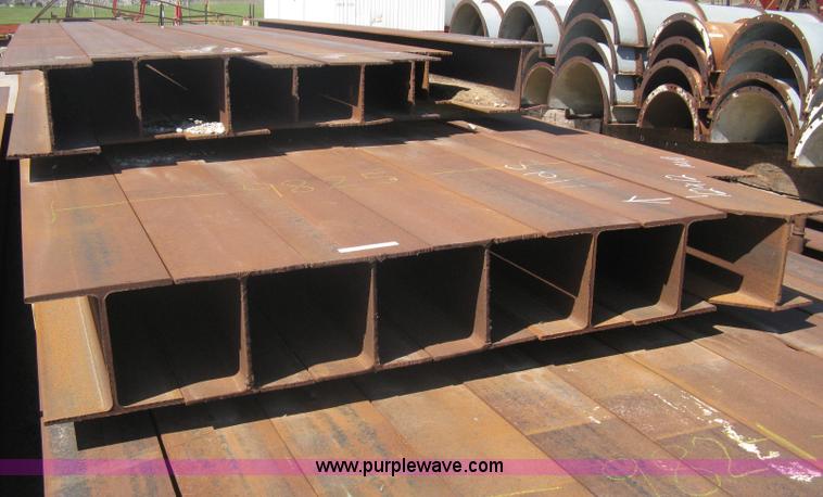 image for item G9825 H-beams