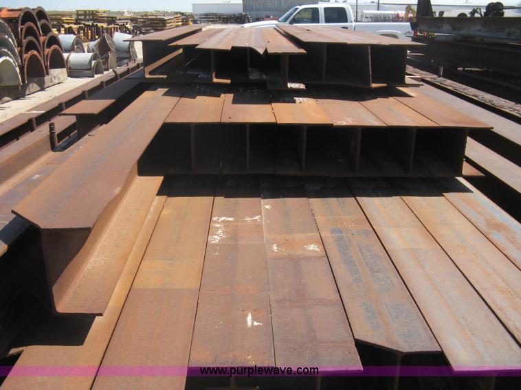 image for item G9825 H-beams