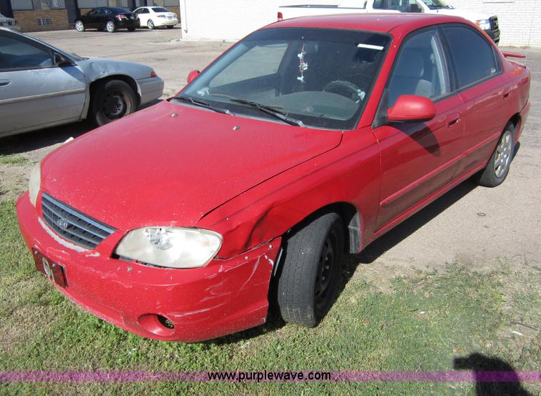 image for item J9020 2003 Kia Spectra
