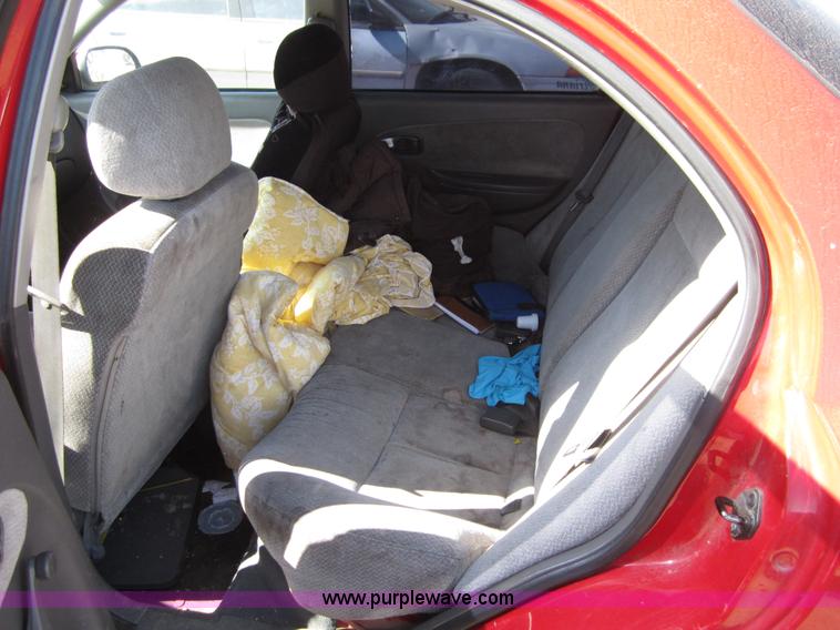 image for item J9020 2003 Kia Spectra