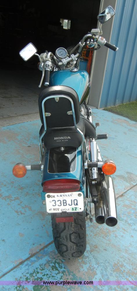 image for item K9237 1992 Honda Shadow motorcycle