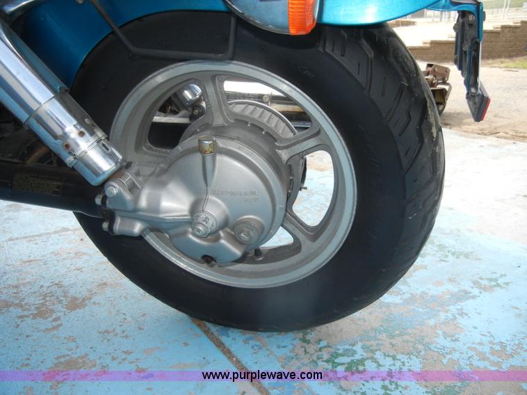 image for item K9237 1992 Honda Shadow motorcycle