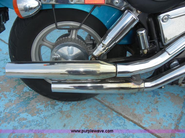 image for item K9237 1992 Honda Shadow motorcycle