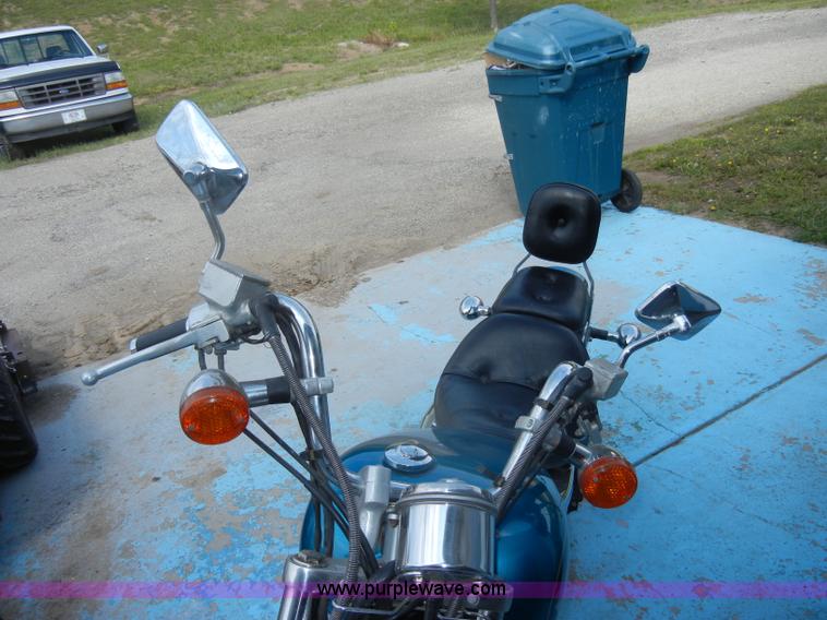 image for item K9237 1992 Honda Shadow motorcycle