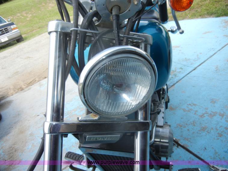 image for item K9237 1992 Honda Shadow motorcycle