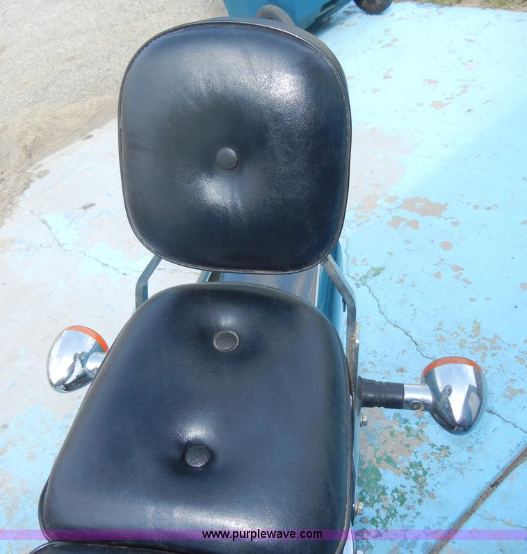 image for item K9237 1992 Honda Shadow motorcycle