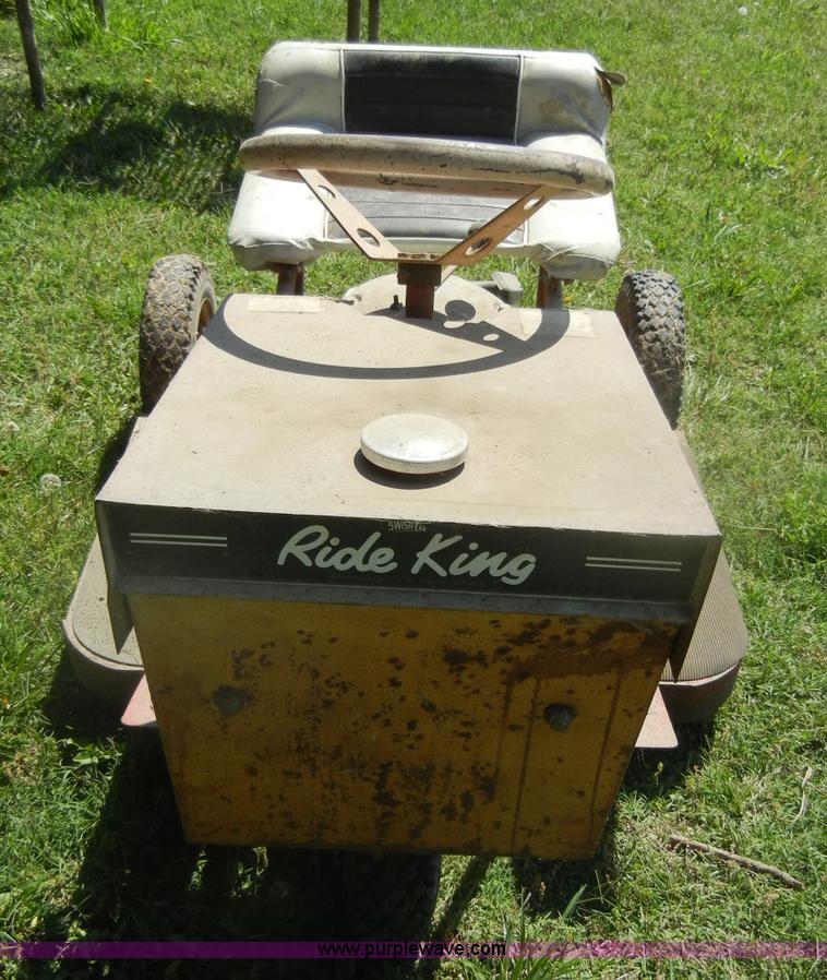 image for item K9243 Swisher A32 three wheeled mower