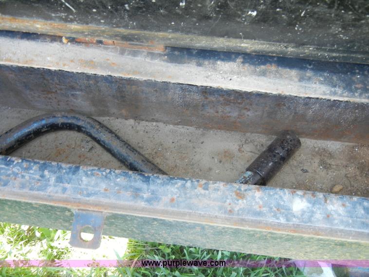 image for item K9754 2002 44' CTC gooseneck flatbed car trailer