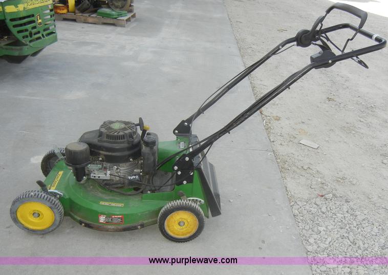 image for item M9540 John Deere WE85 push mower with bagger