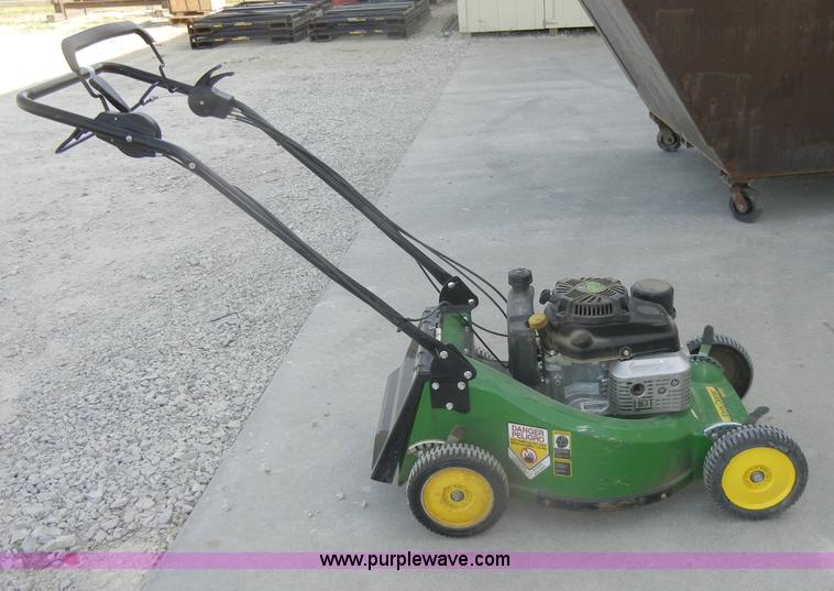 image for item M9540 John Deere WE85 push mower with bagger
