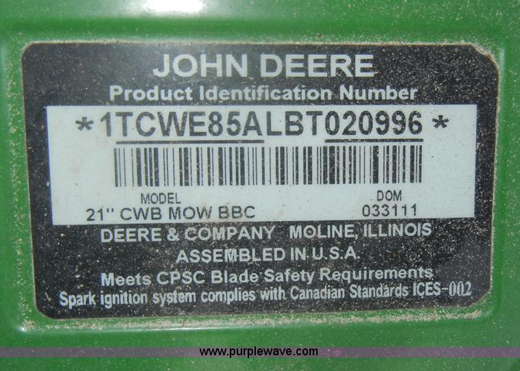 image for item M9540 John Deere WE85 push mower with bagger