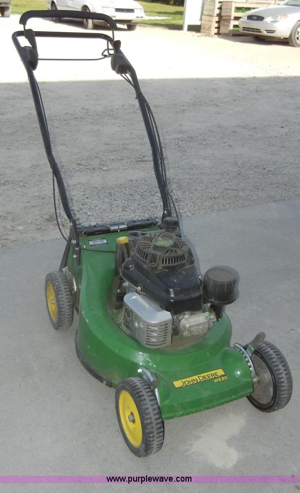 image for item M9541 John Deere WE85 push mower with bagger