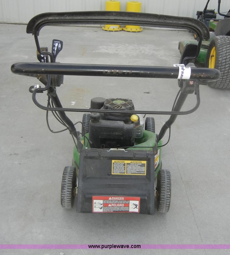 image for item M9541 John Deere WE85 push mower with bagger