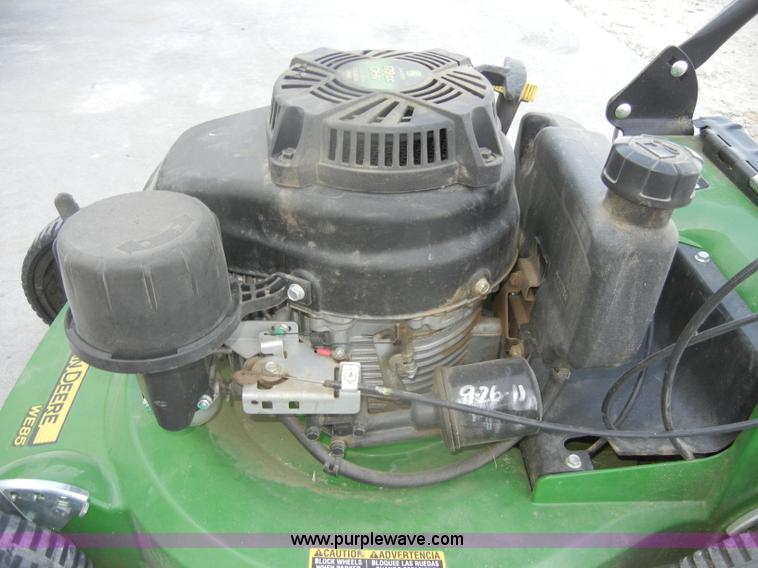 image for item M9541 John Deere WE85 push mower with bagger