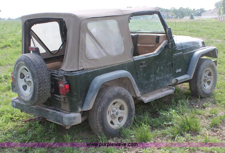 image for item O9270 1997 Jeep Wrangler SUV