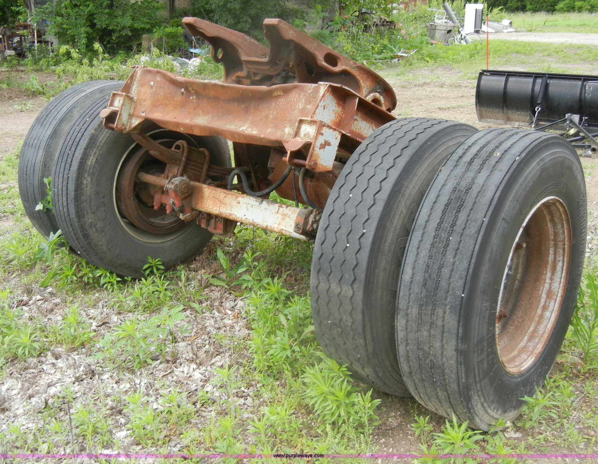 Fifth wheel semi trailer dolly in Manhattan, KS Item K9174 sold