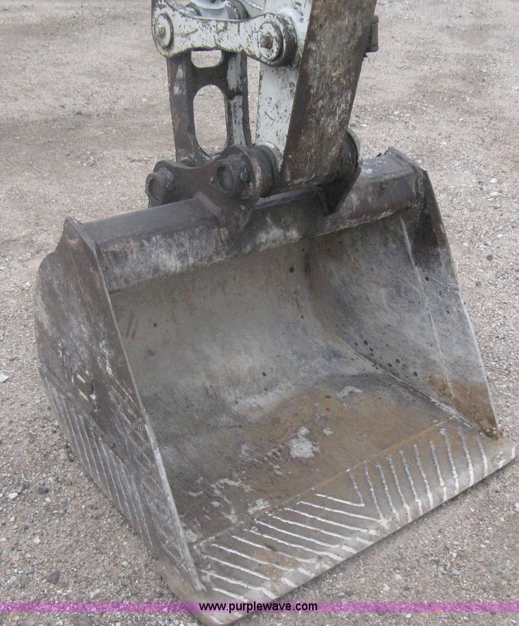 image for item A6328 2003 Takeuchi TB175 excavator