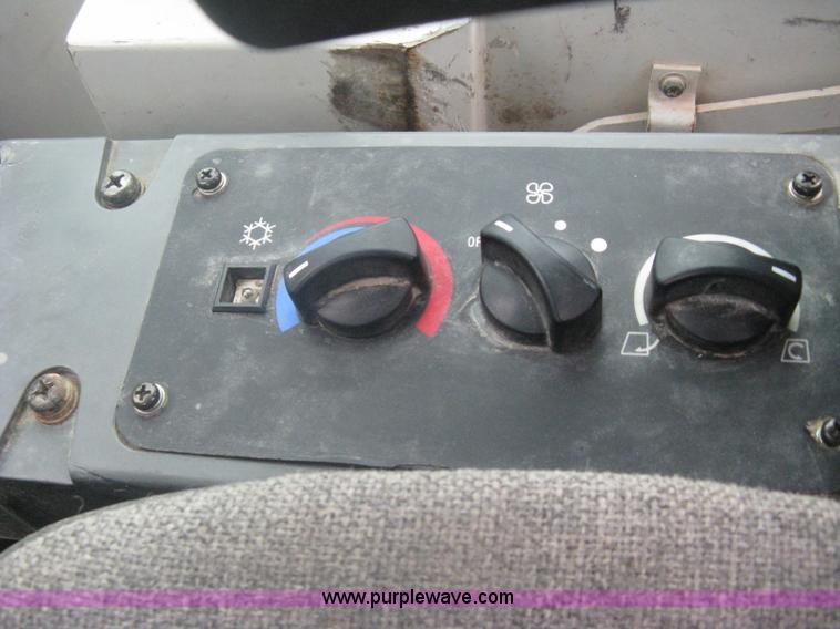 image for item A6328 2003 Takeuchi TB175 excavator