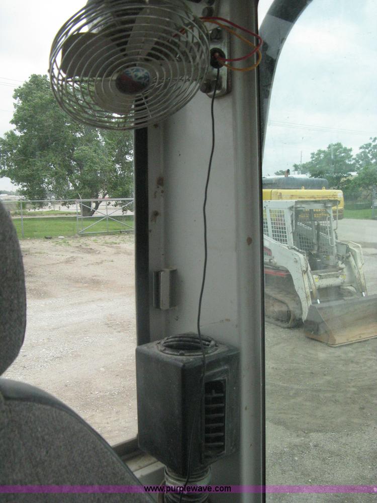 image for item A6328 2003 Takeuchi TB175 excavator