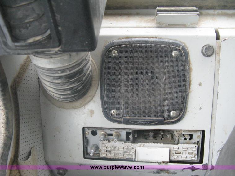 image for item A6328 2003 Takeuchi TB175 excavator