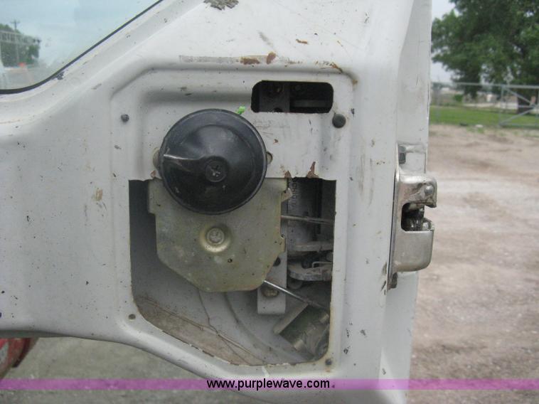 image for item A6328 2003 Takeuchi TB175 excavator