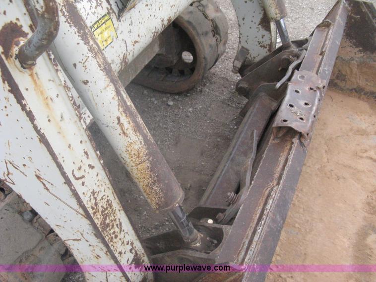 image for item A6329 1999 Takeuchi TL126 track skid steer