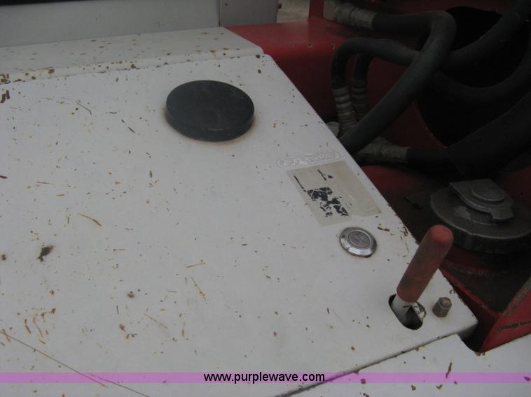 image for item A6329 1999 Takeuchi TL126 track skid steer