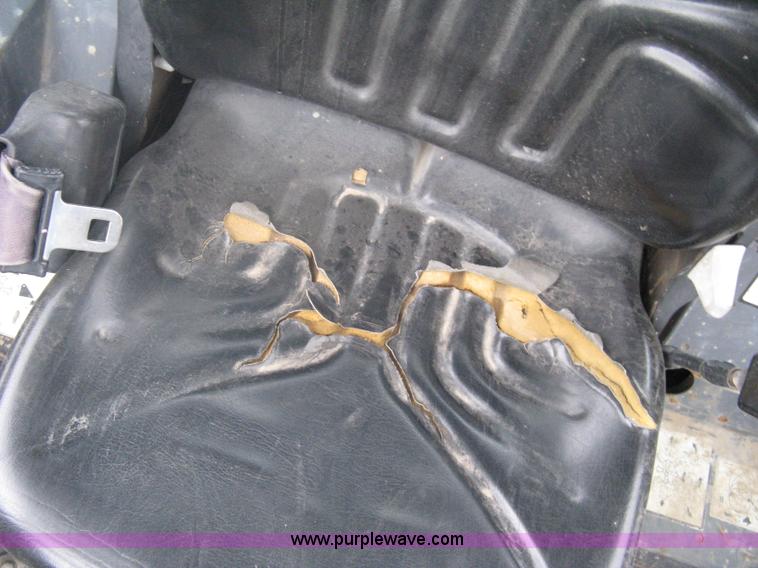 image for item A6330 2004 Takeuchi TL130 track skid steer