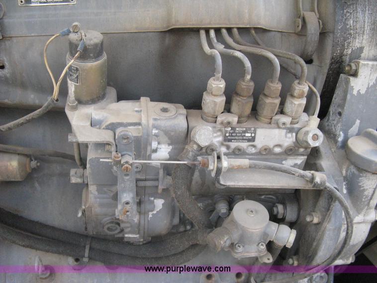 image for item A6338 1998 JLG 120HX telescoping boom lift