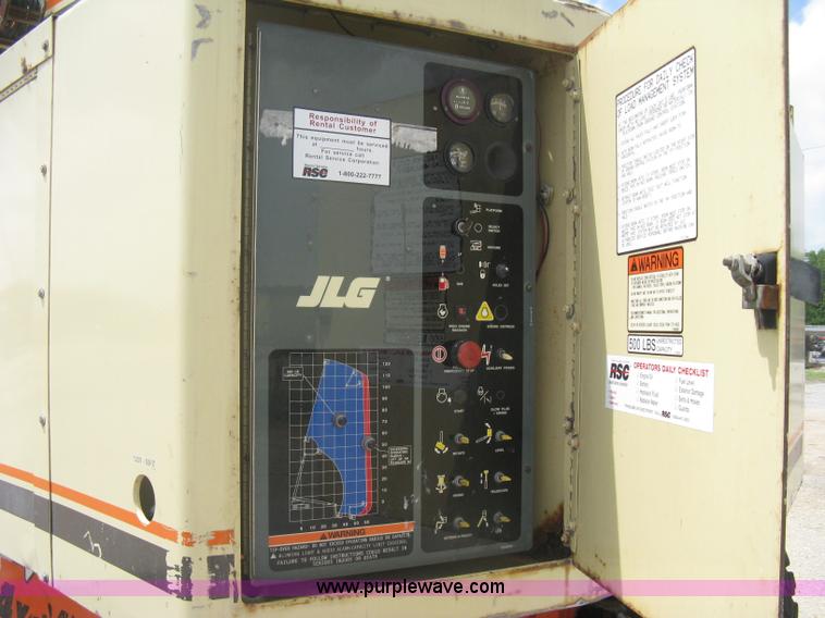 image for item A6338 1998 JLG 120HX telescoping boom lift