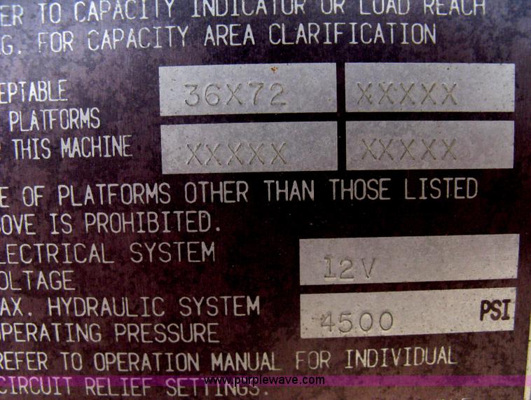 image for item A6338 1998 JLG 120HX telescoping boom lift