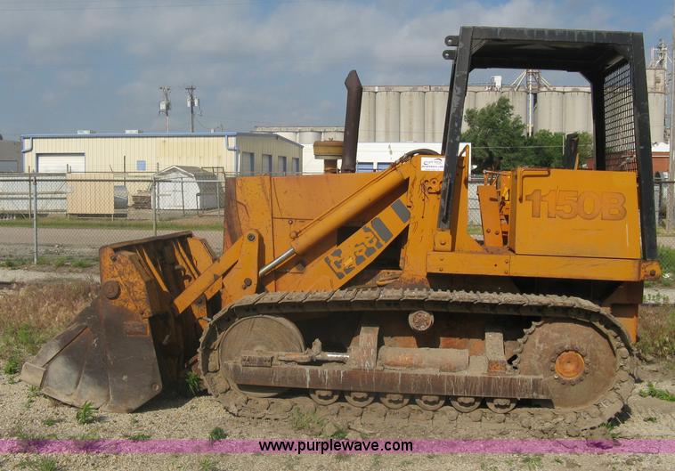 image for item A6346 1973 Case 1150B track loader