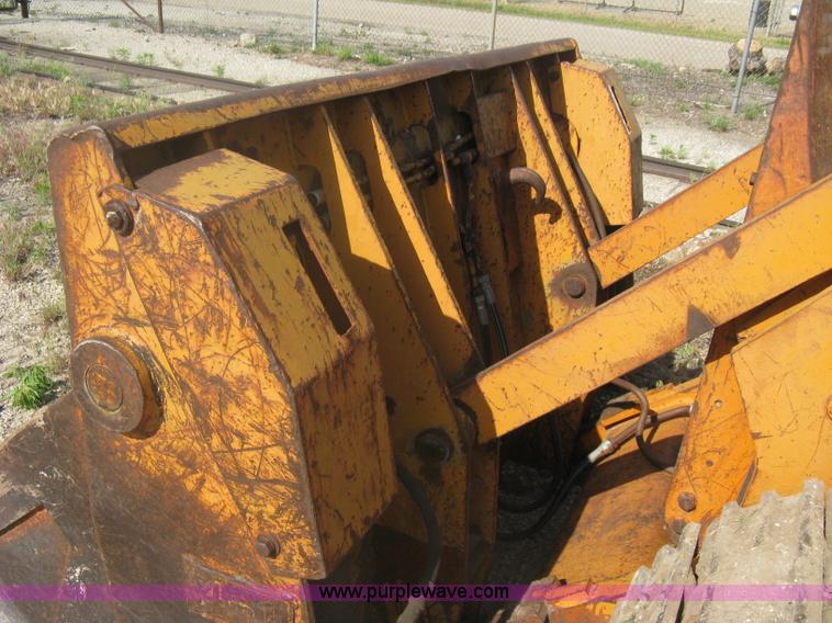 image for item A6346 1973 Case 1150B track loader