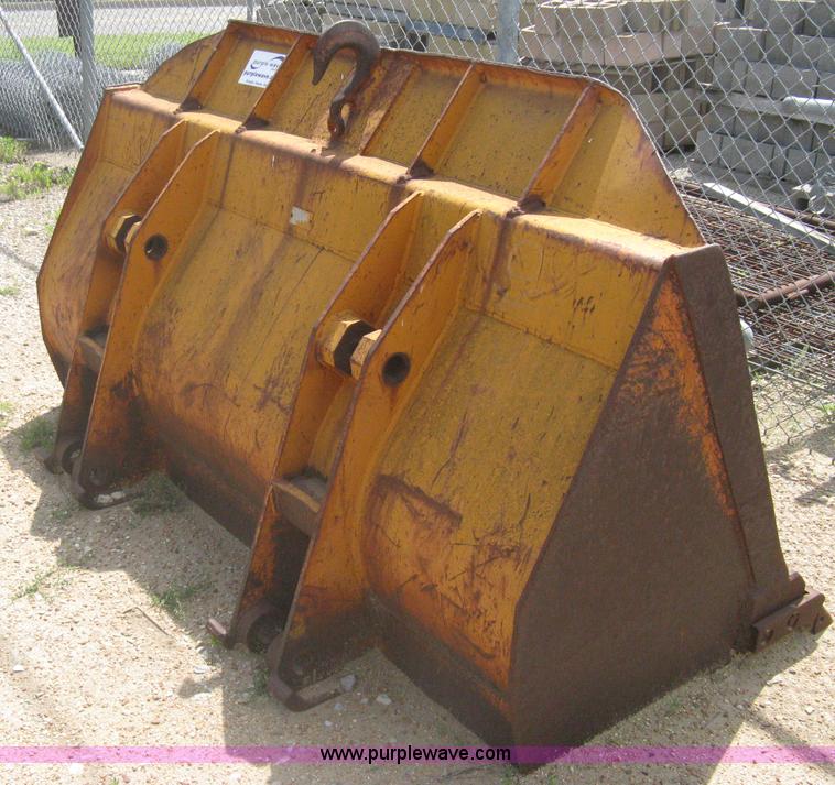 image for item A6358 Case 1150 toothed bucket