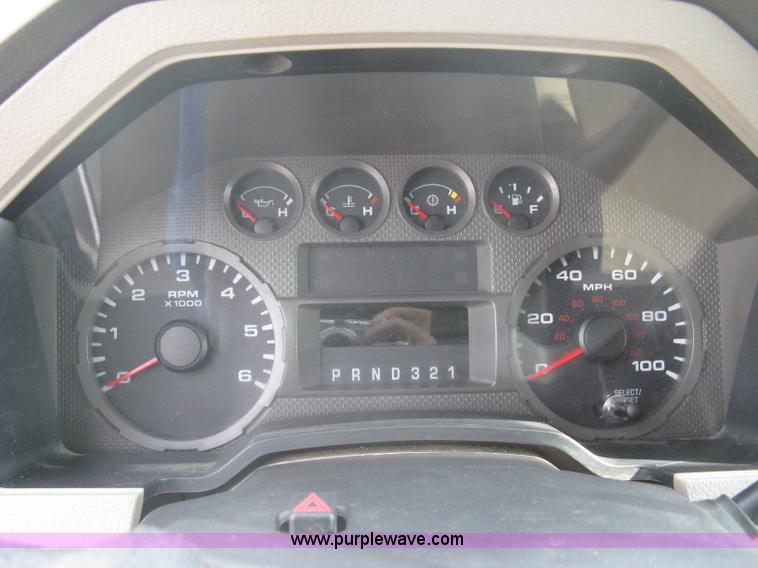 image for item A6367 2008 Ford F350 XL Super Duty utility box truck