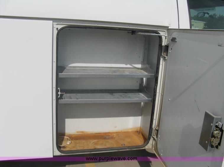 image for item A6367 2008 Ford F350 XL Super Duty utility box truck