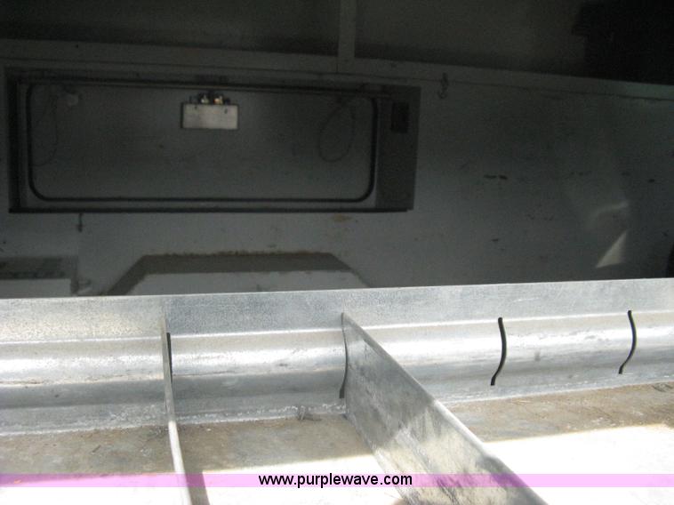 image for item A6367 2008 Ford F350 XL Super Duty utility box truck