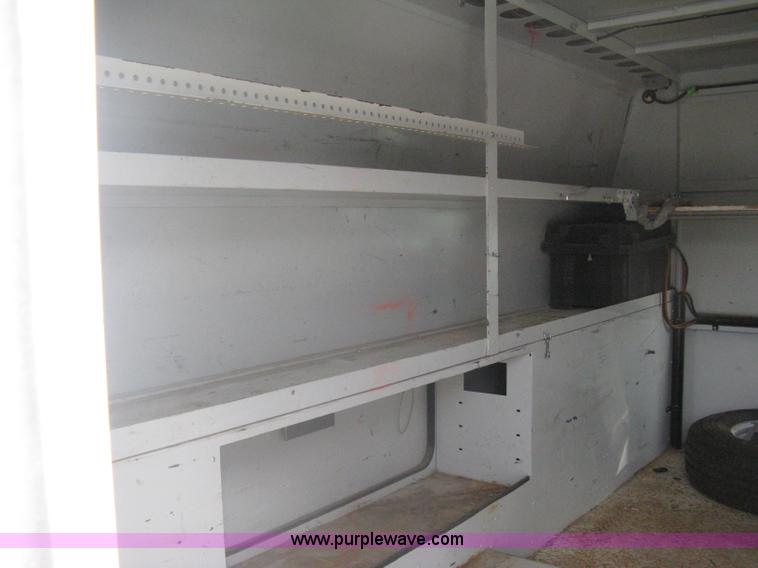 image for item A6367 2008 Ford F350 XL Super Duty utility box truck