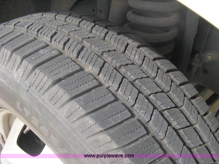 image for item A6367 2008 Ford F350 XL Super Duty utility box truck