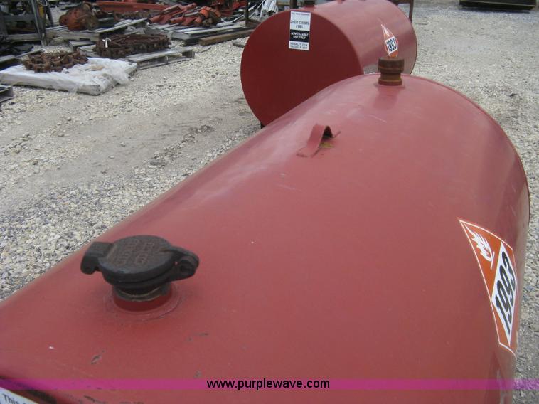 image for item A6377 300 gallon fuel tank