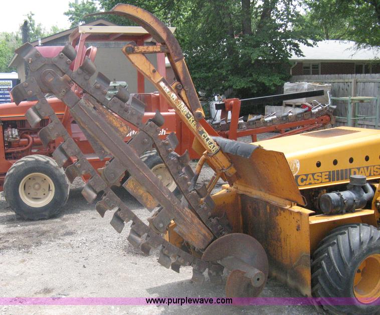 Case Davis FleetLine 30+4 trencher/backhoe in Wichita, KS Item A6380