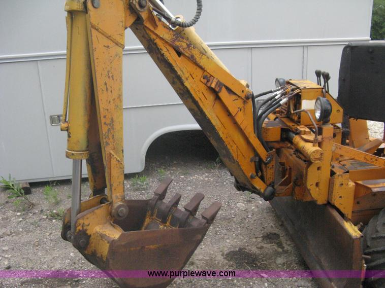 image for item A6380 Case Davis FleetLine 30+4 trencher/backhoe