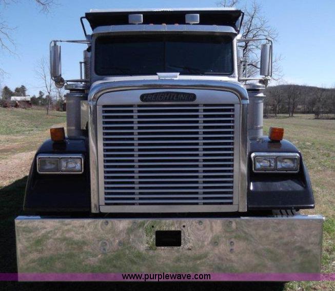image for item B1276 1996 Freightliner Classic tandem axle dump truck