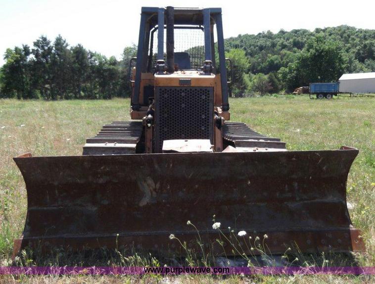 image for item B1289 2000 Case 850G wide track dozer