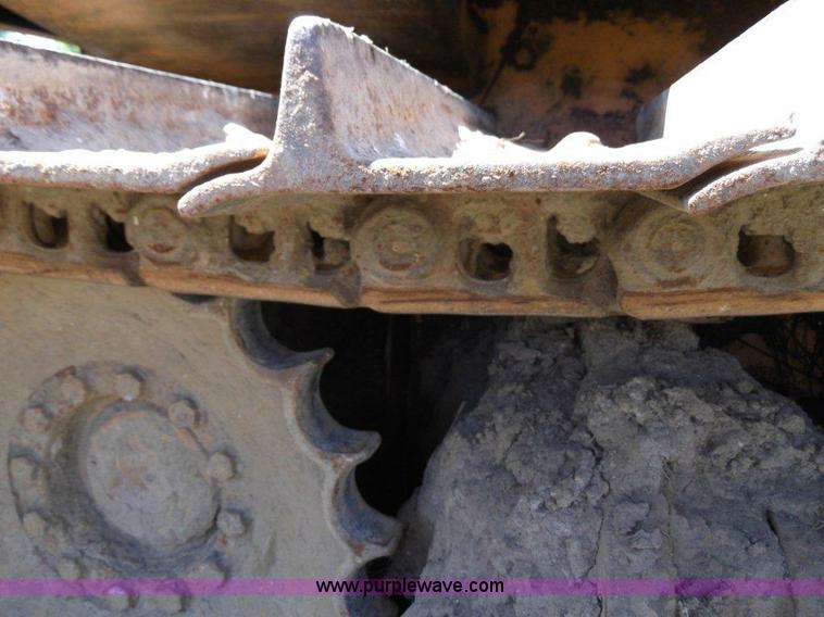 image for item B1289 2000 Case 850G wide track dozer
