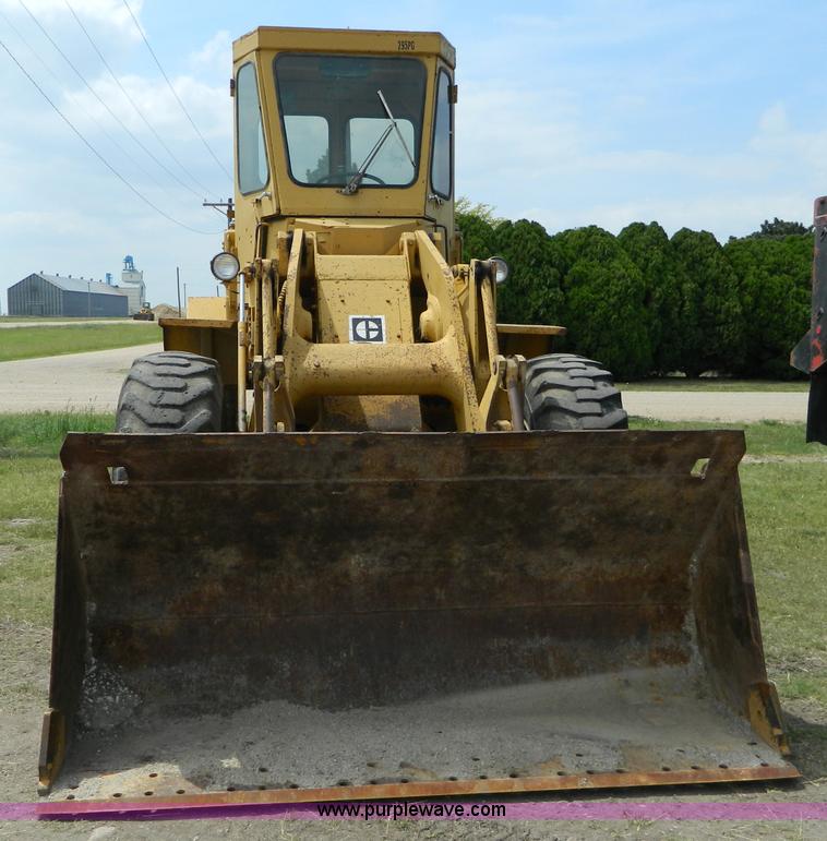 image for item B3674 1970 Caterpillar 930 wheel loader