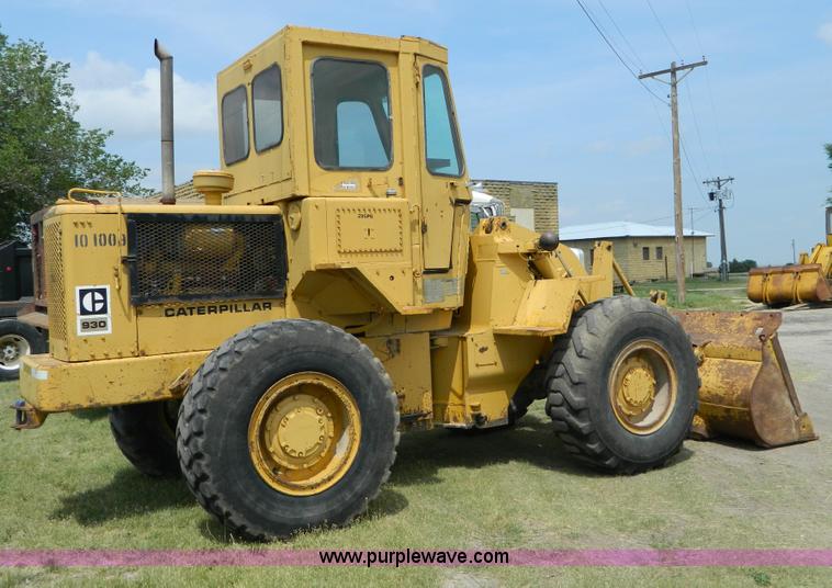 image for item B3674 1970 Caterpillar 930 wheel loader