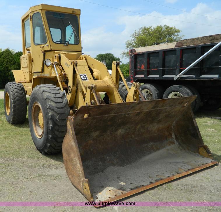 image for item B3674 1970 Caterpillar 930 wheel loader