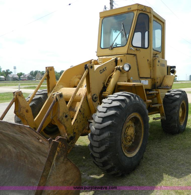 image for item B3674 1970 Caterpillar 930 wheel loader